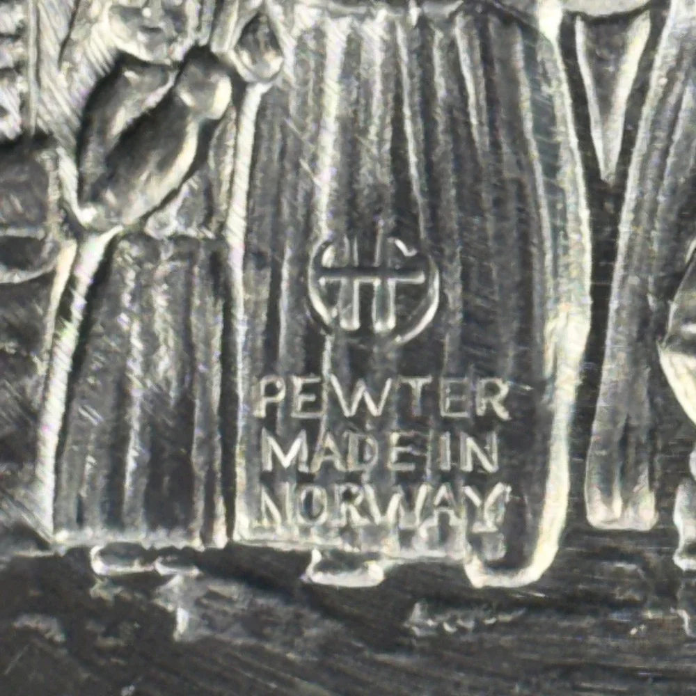 A. Holthe Norway Pewter Julen 2002 Christmas Plate 